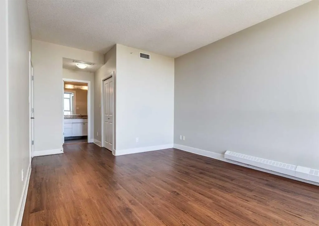 77 Spruce Place SW, #1801