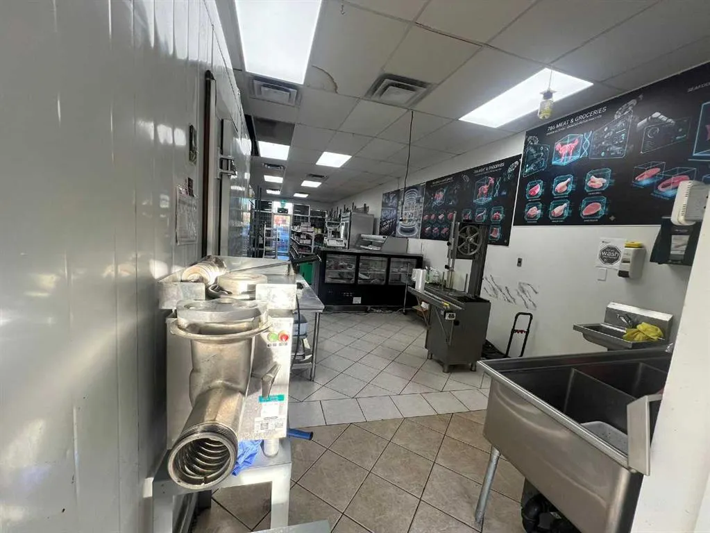 507 Falconbridge Boulevard NE, #722