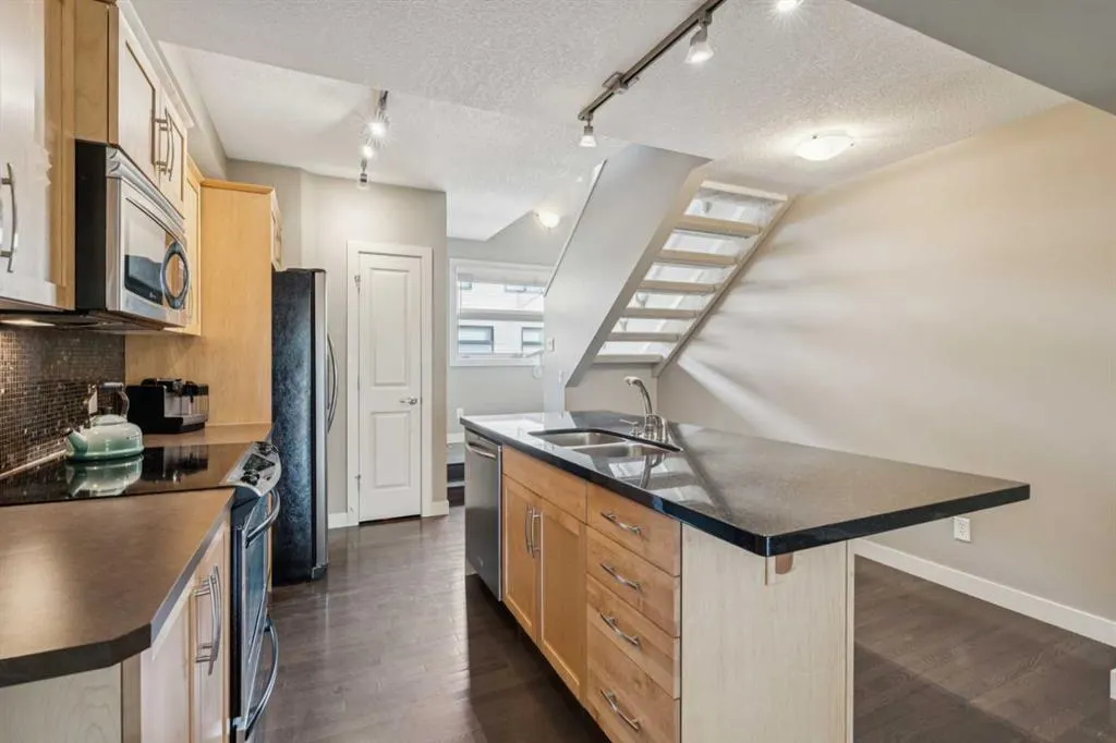 205 Aspen Hills Villas SW