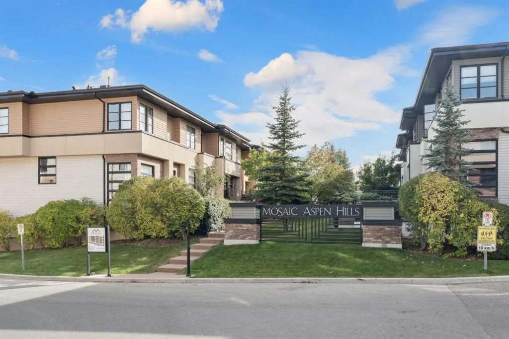 205 Aspen Hills Villas SW