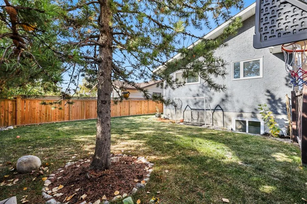 8 Cascade Place