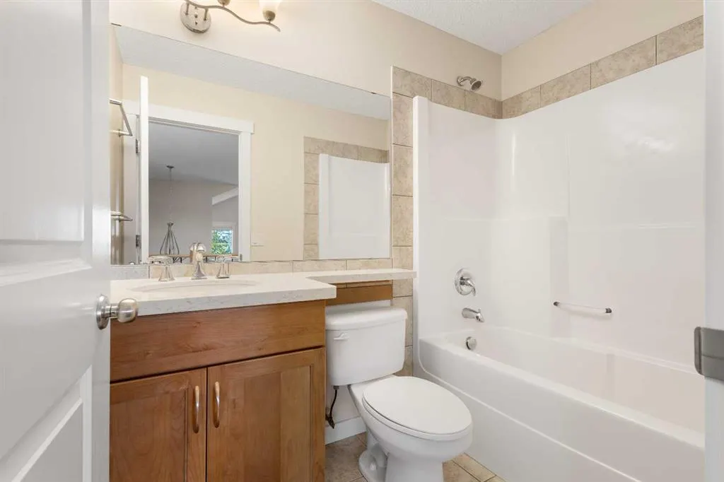 139 Coopers Hill SW