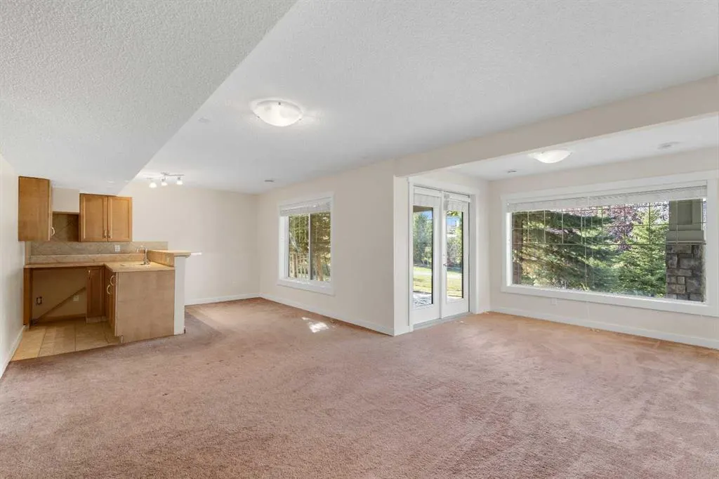 139 Coopers Hill SW