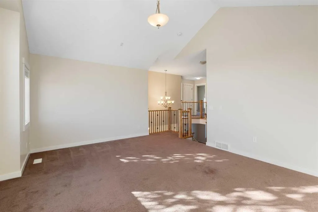 139 Coopers Hill SW