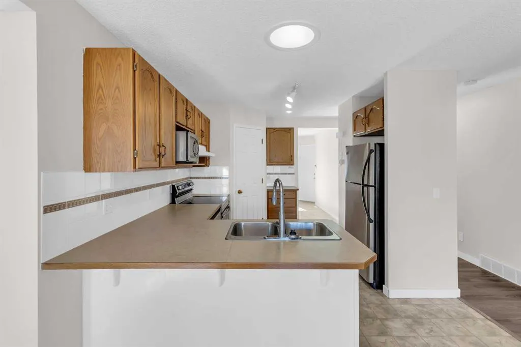 110 West Creek Bay