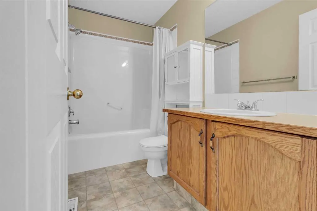 110 West Creek Bay