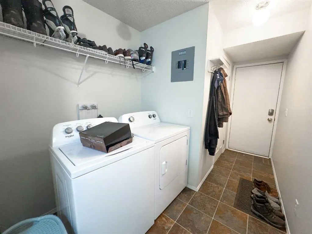 3 Alberta Avenue