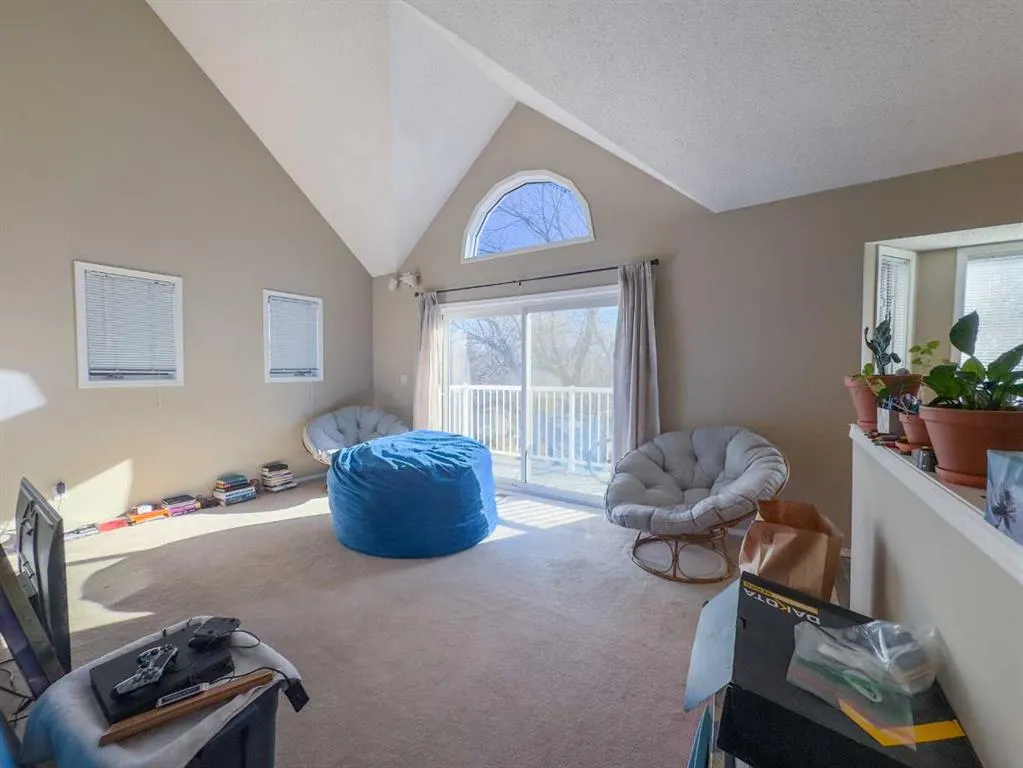 3 Alberta Avenue
