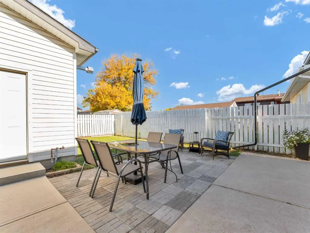 148 Cypress Way SE