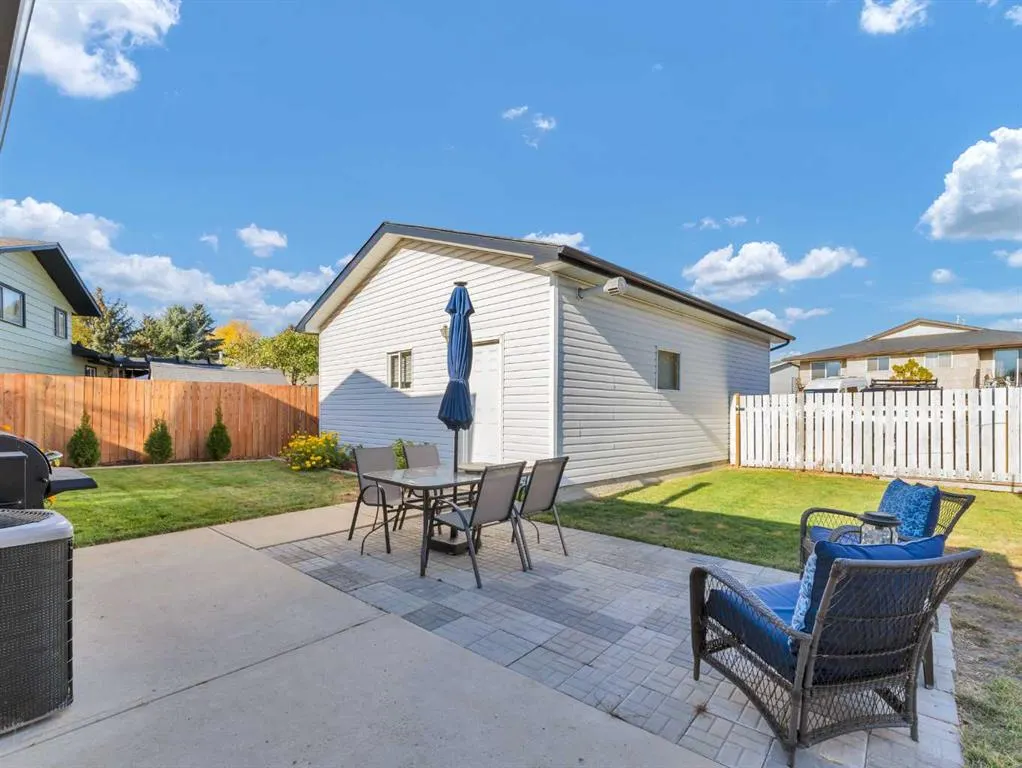 148 Cypress Way SE