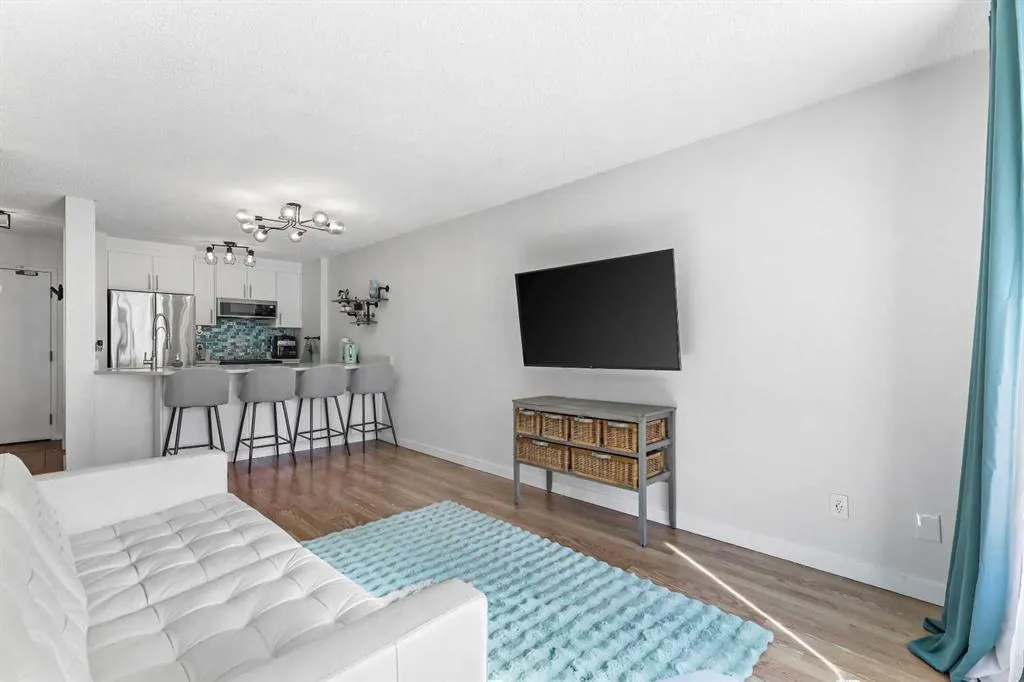 738 3 Avenue SW, #607