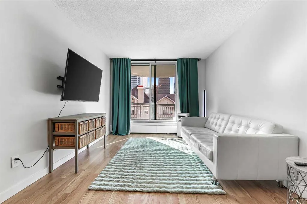 738 3 Avenue SW, #607