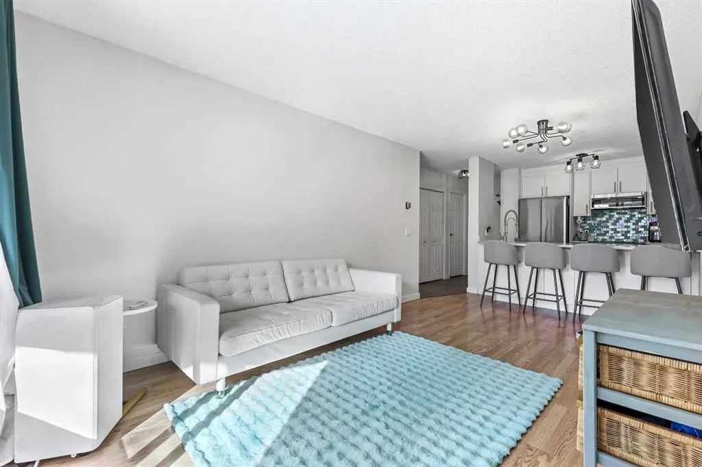 738 3 Avenue SW, #607