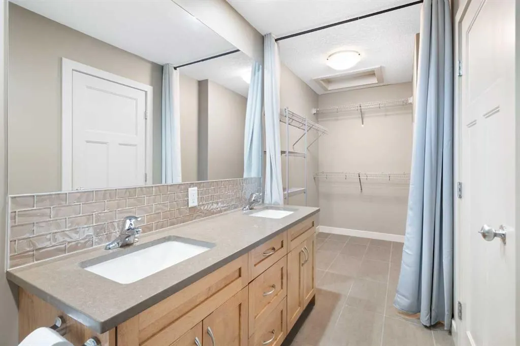 4728 17 Avenue NW, #1