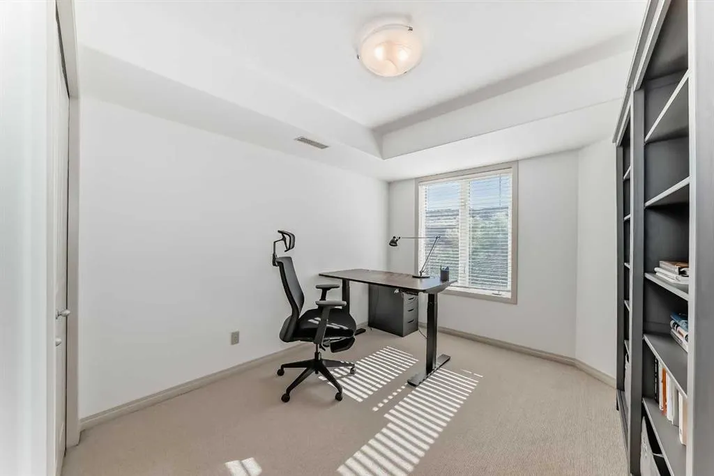 736 57 Avenue SW, #307