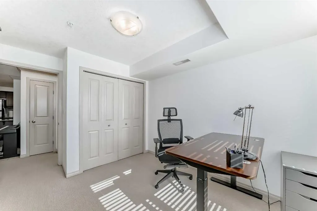 736 57 Avenue SW, #307