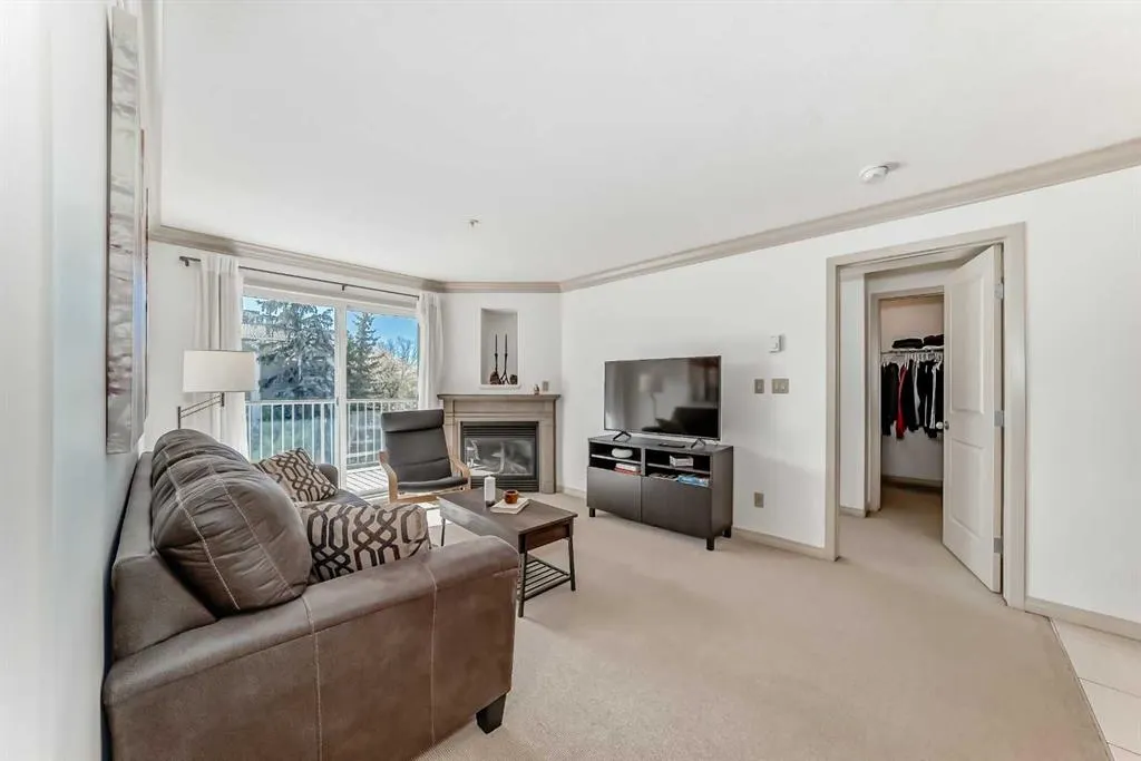 736 57 Avenue SW, #307