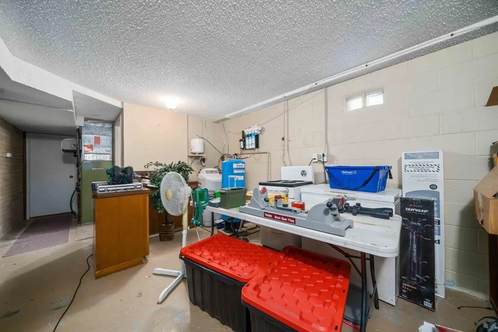13512 Range Road 63