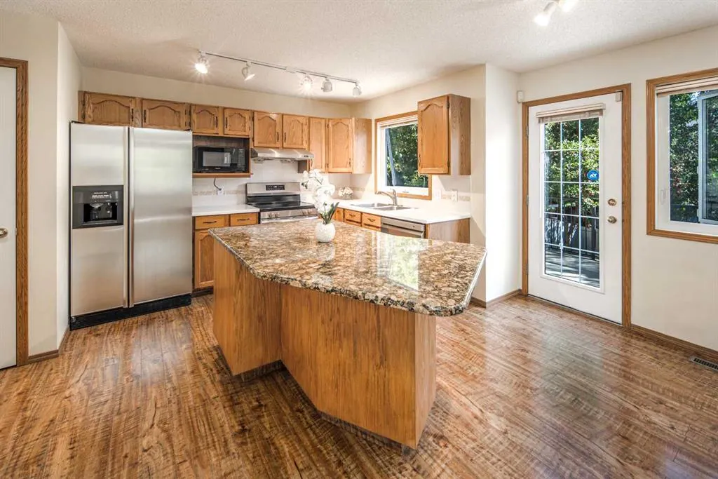 254 Sierra Vista Terrace SW