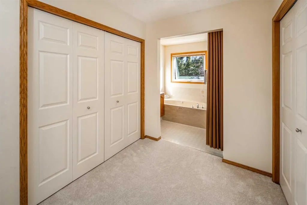 254 Sierra Vista Terrace SW