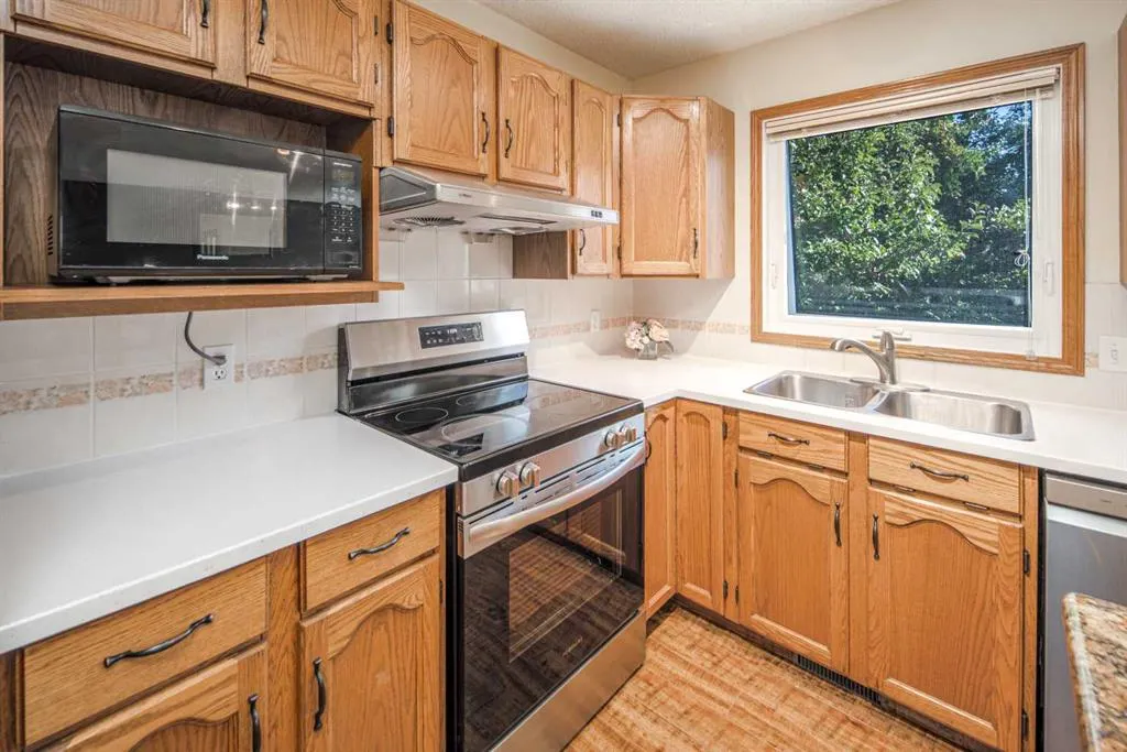 254 Sierra Vista Terrace SW