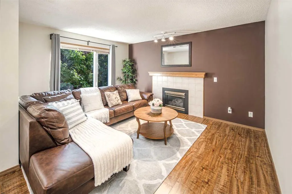 254 Sierra Vista Terrace SW