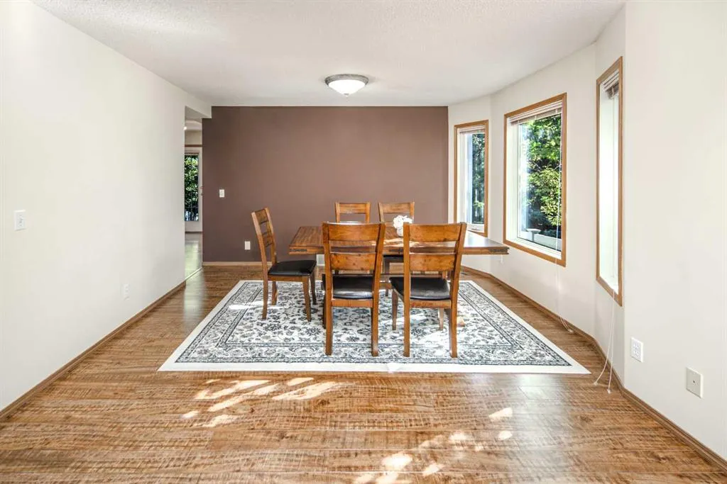 254 Sierra Vista Terrace SW