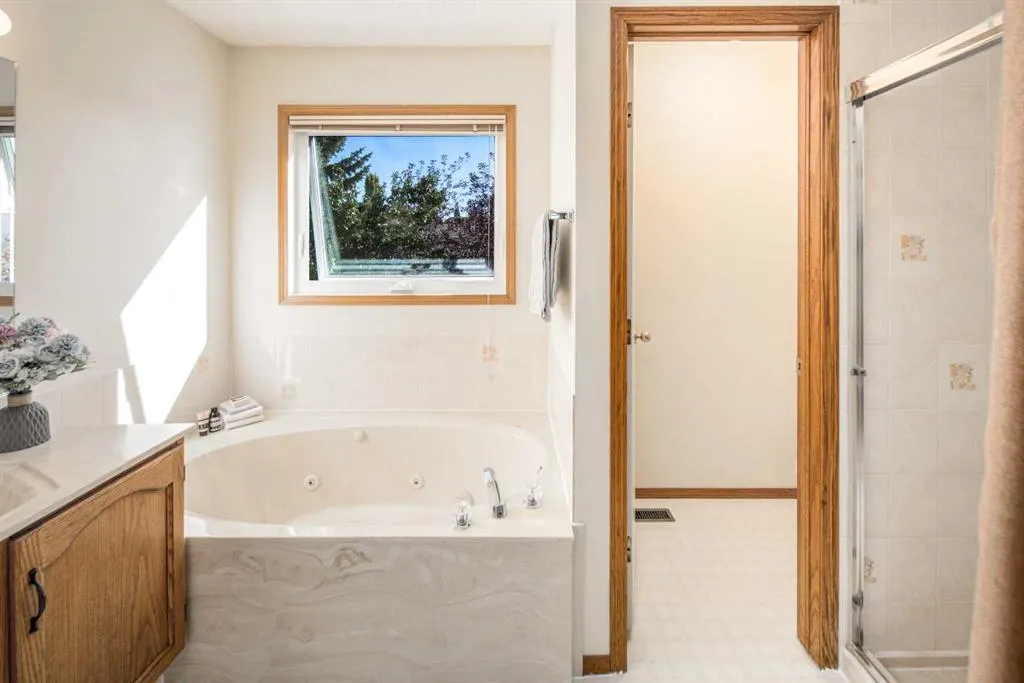 254 Sierra Vista Terrace SW