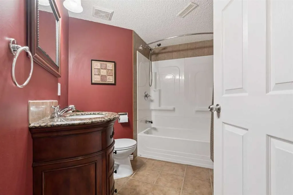 69 Rocky Ridge Heath NW
