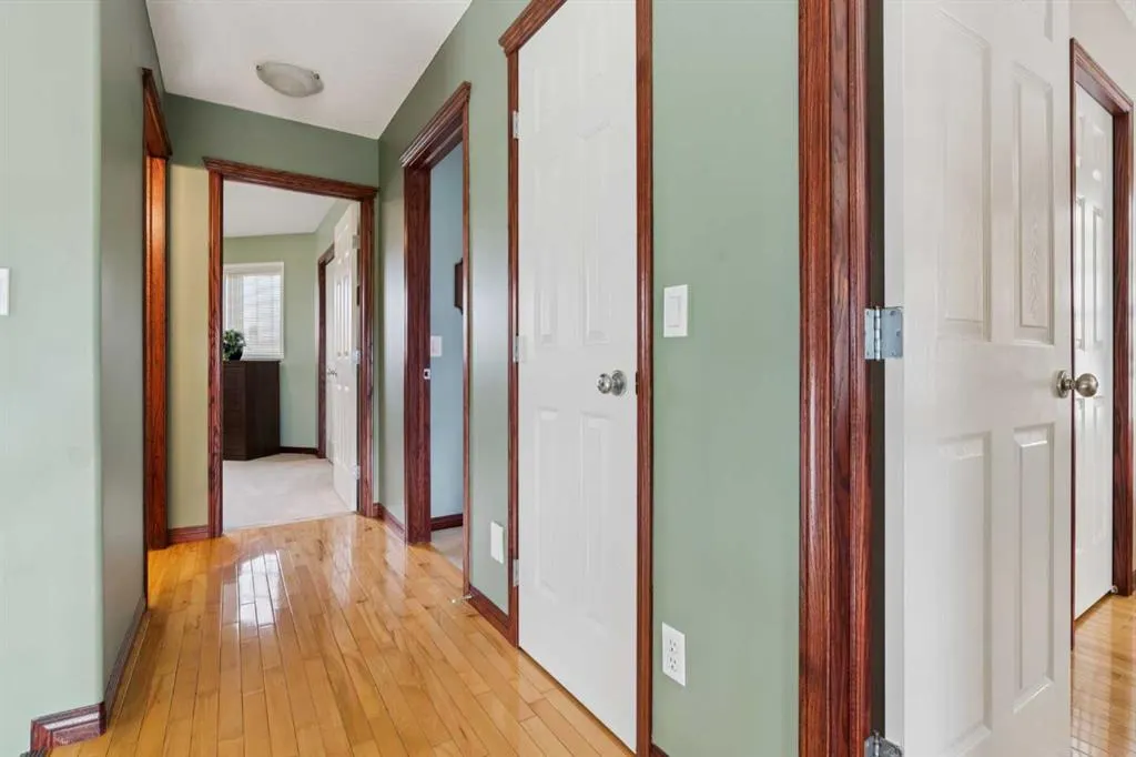 69 Rocky Ridge Heath NW