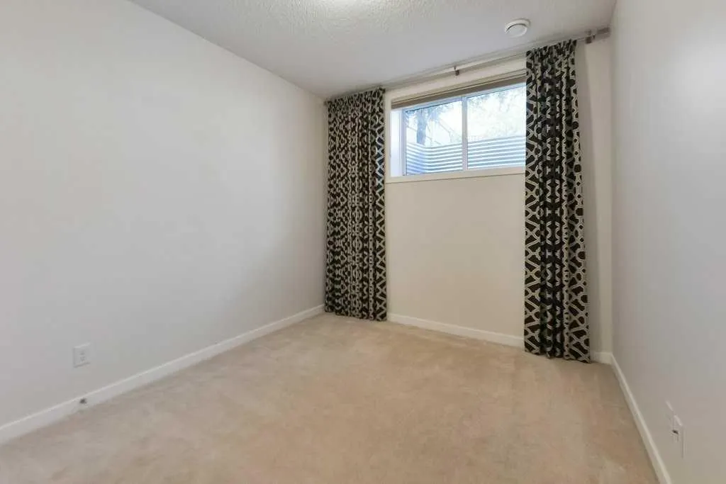 28 Auburn Glen Close SE