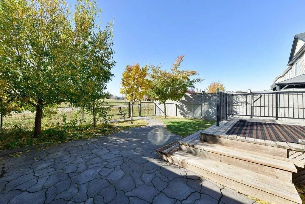 28 Auburn Glen Close SE