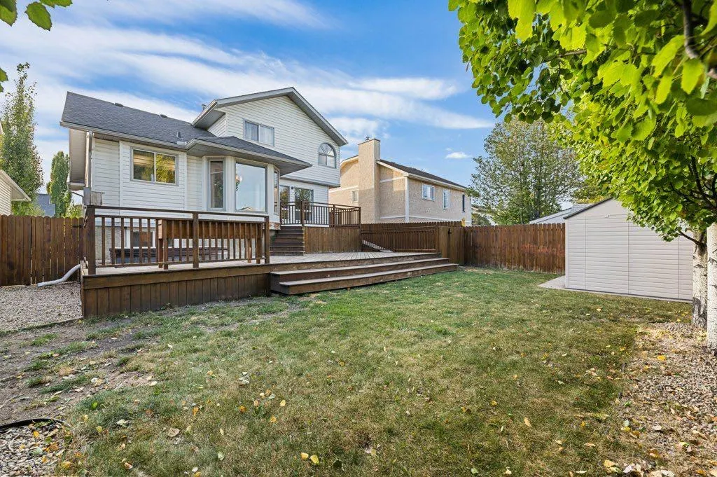 64 Woodmark Crescent SW