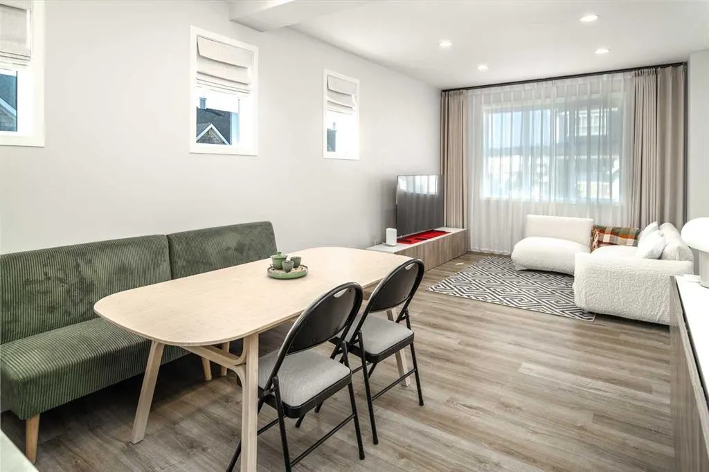 355 Nolancrest Heights NW, #601