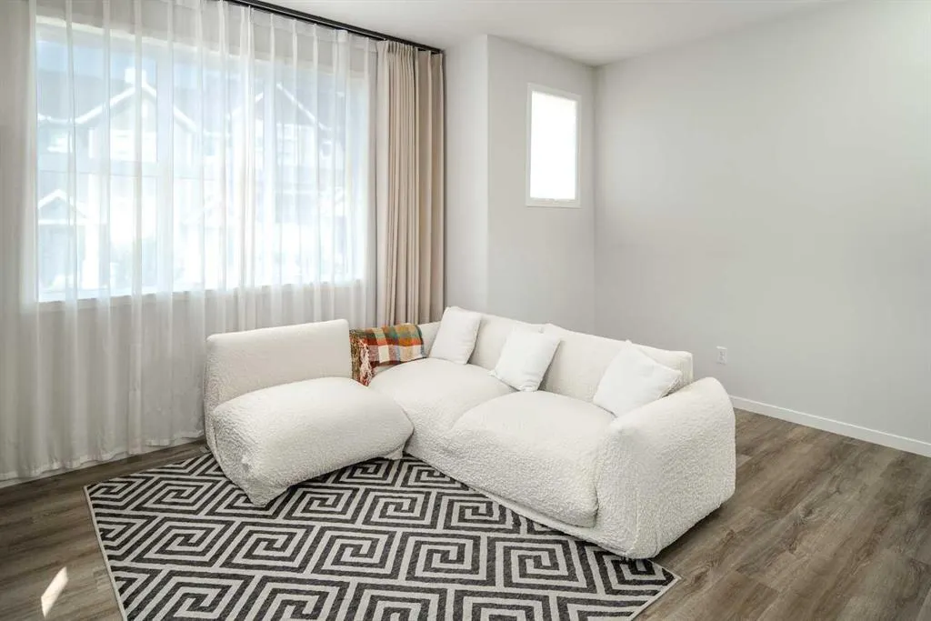 355 Nolancrest Heights NW, #601