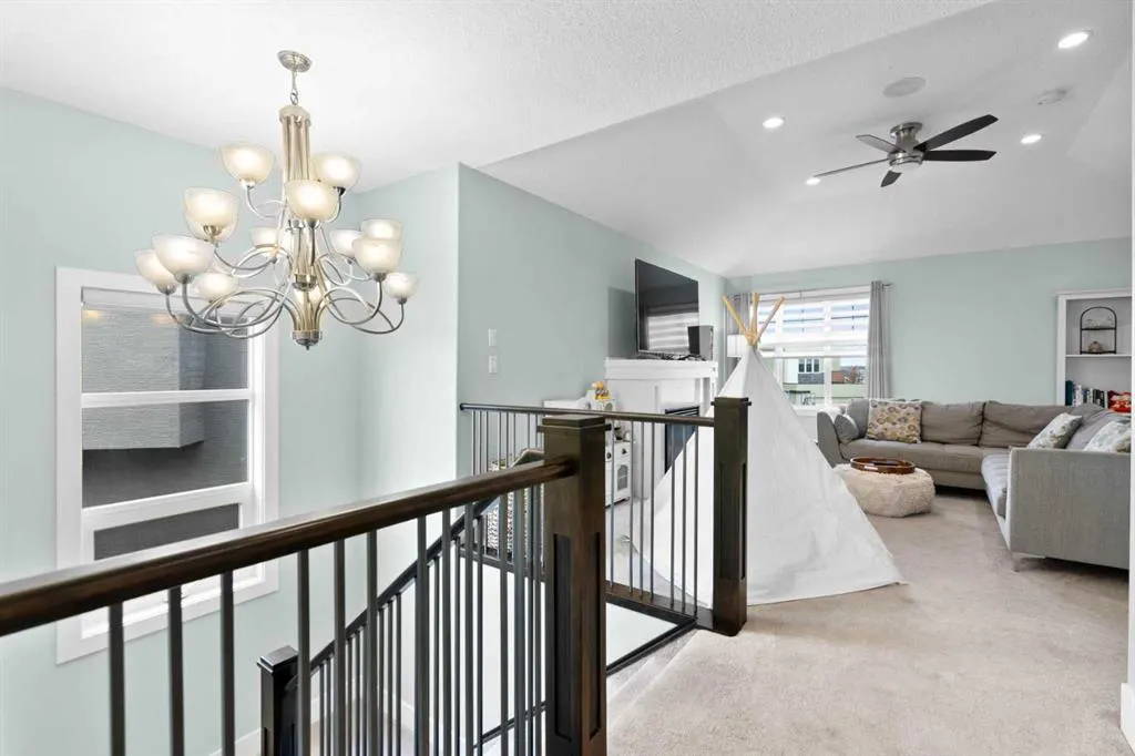 148 Baysprings Court SW