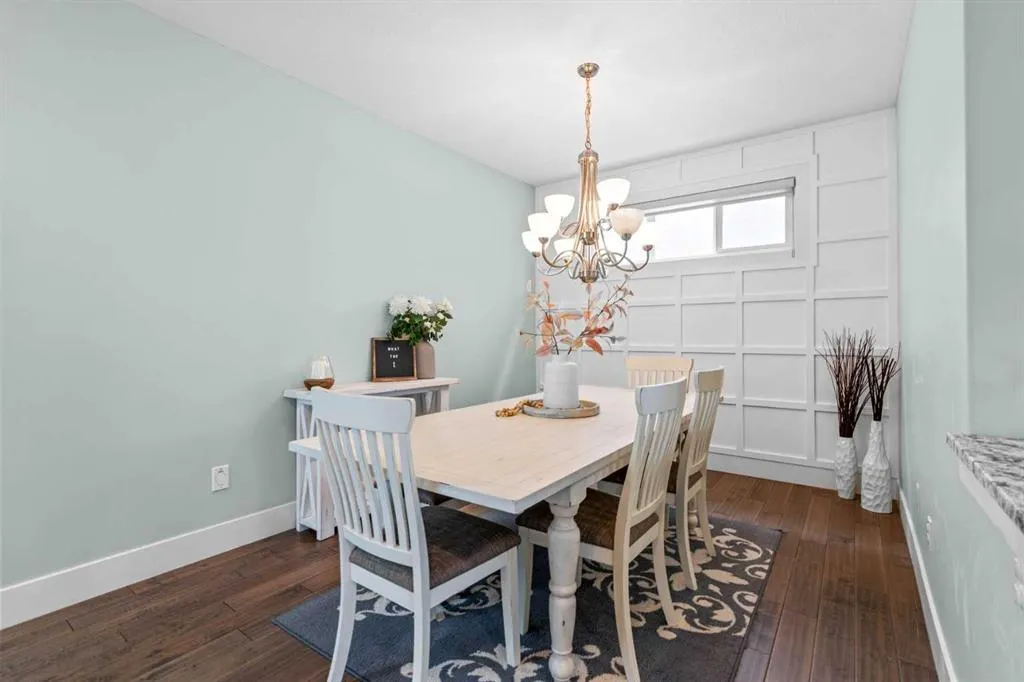 148 Baysprings Court SW