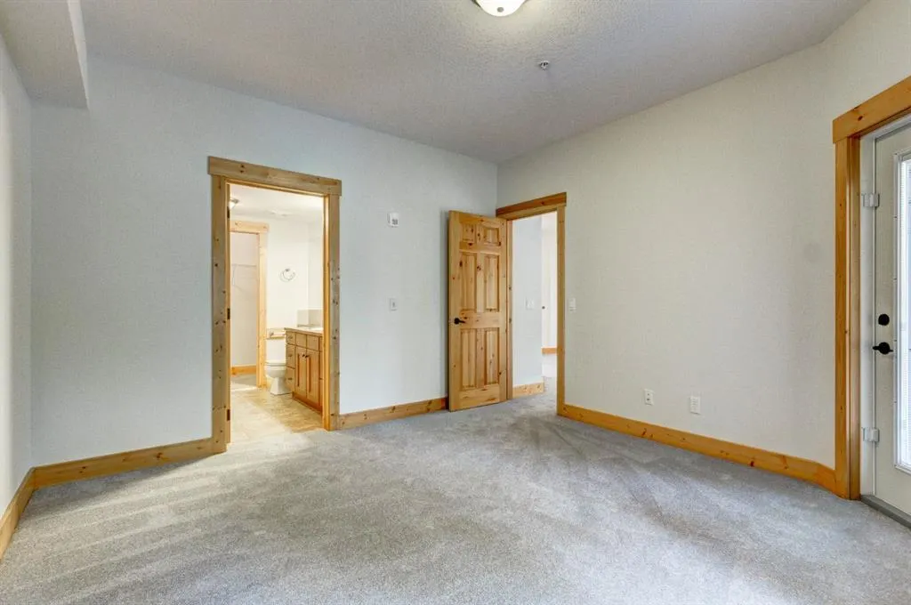 155 Crossbow Place, #215