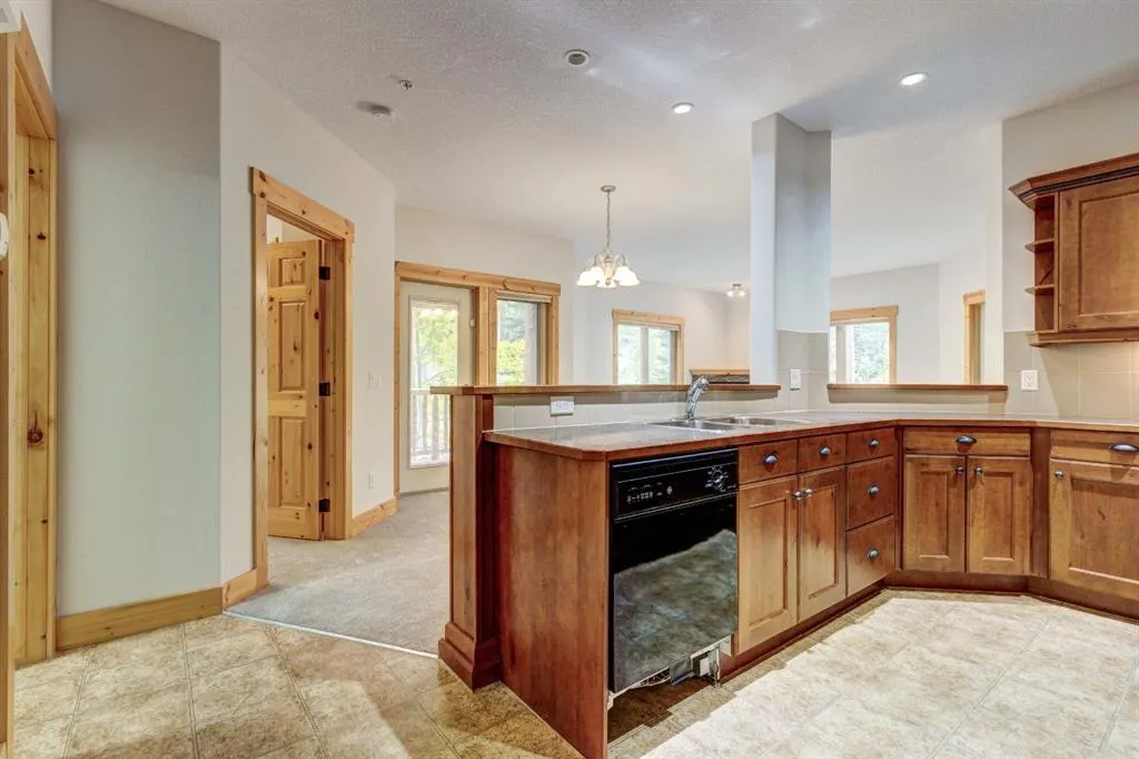 155 Crossbow Place, #215
