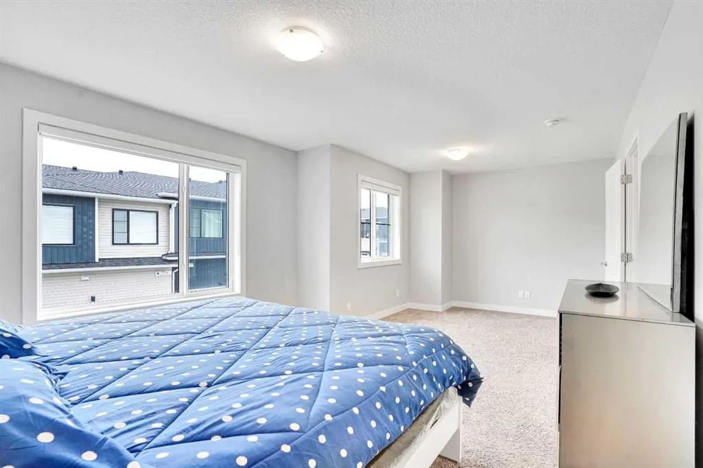 114 Crestridge Hill SW