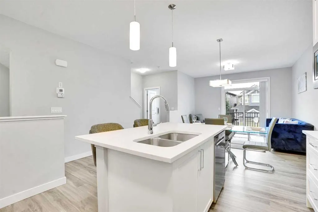 114 Crestridge Hill SW