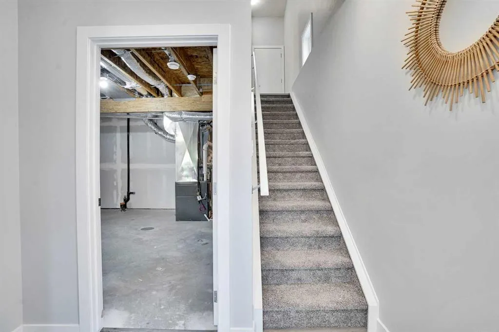 114 Crestridge Hill SW
