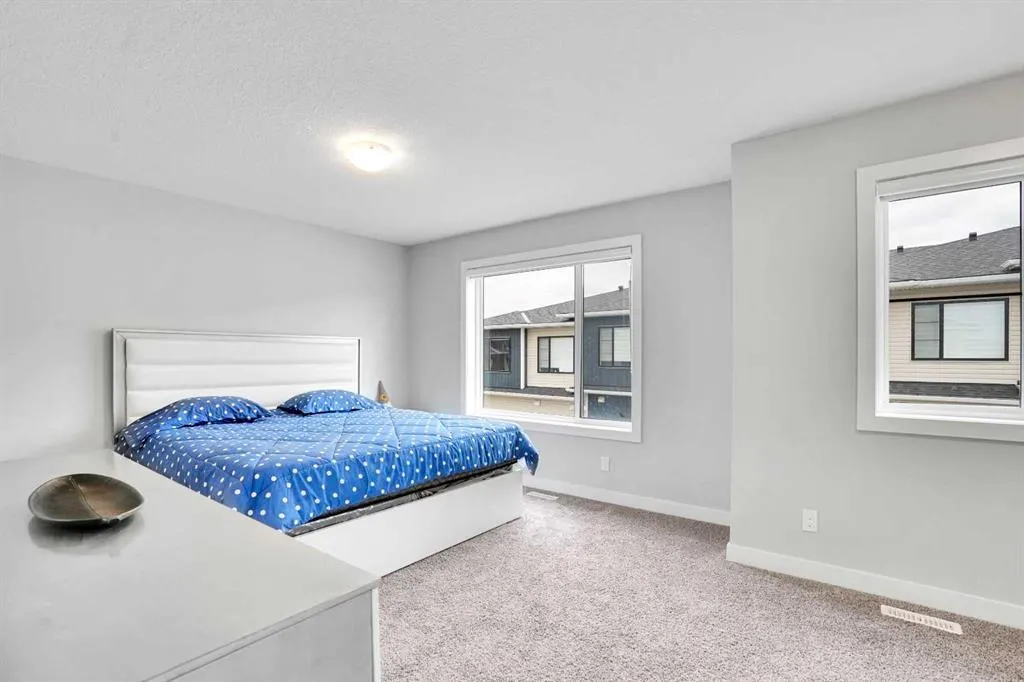 114 Crestridge Hill SW