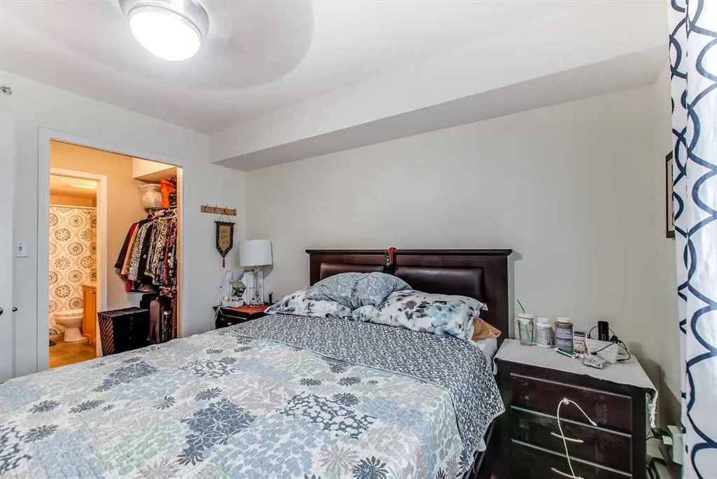 1648 Saamis Drive NW, #418