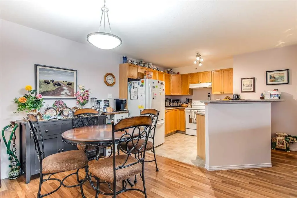 1648 Saamis Drive NW, #418