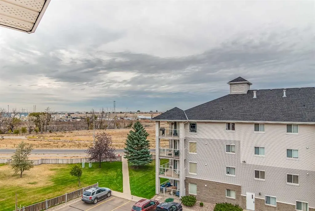 1648 Saamis Drive NW, #418
