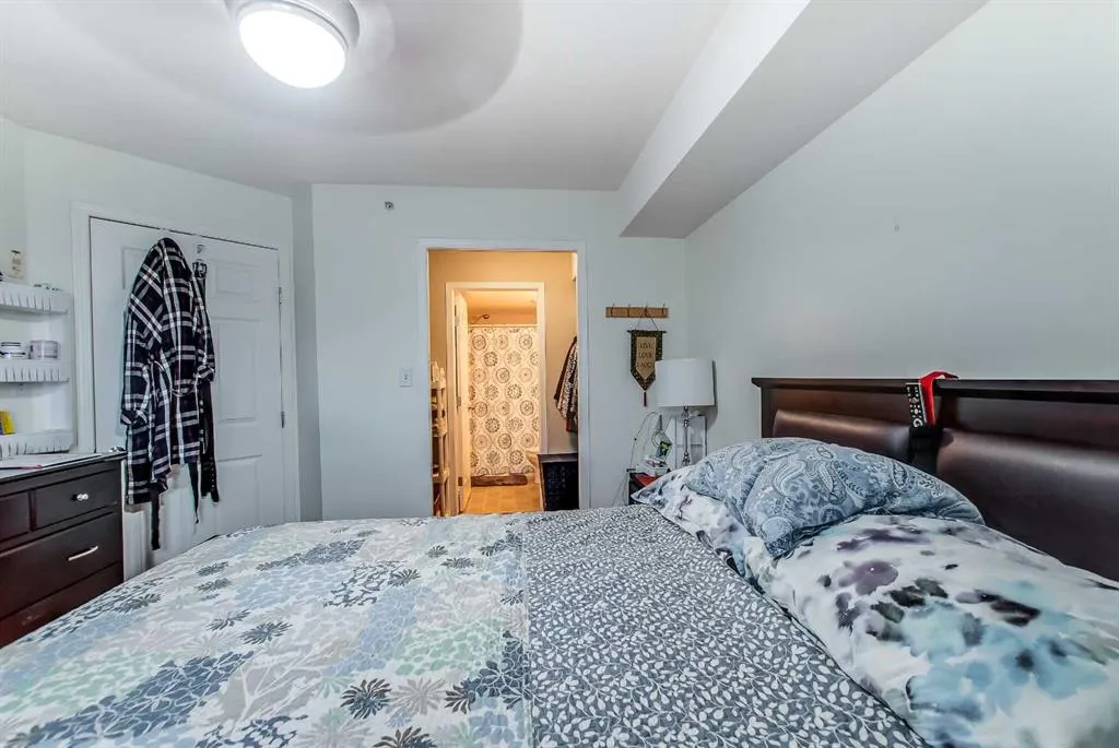 1648 Saamis Drive NW, #418