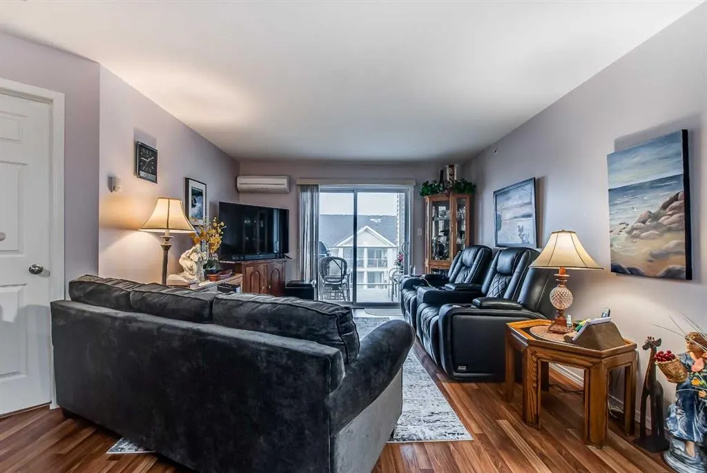1648 Saamis Drive NW, #418