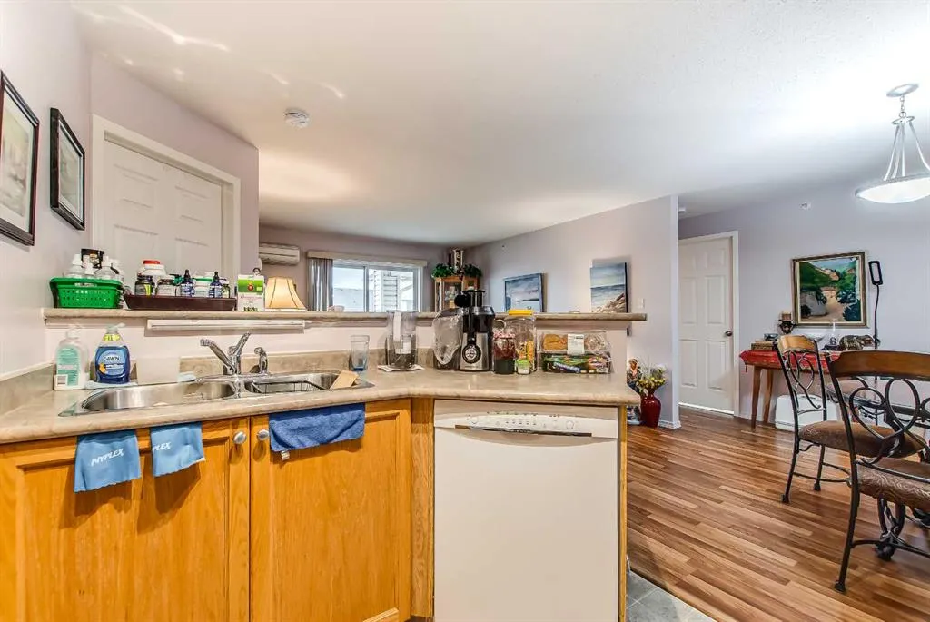 1648 Saamis Drive NW, #418