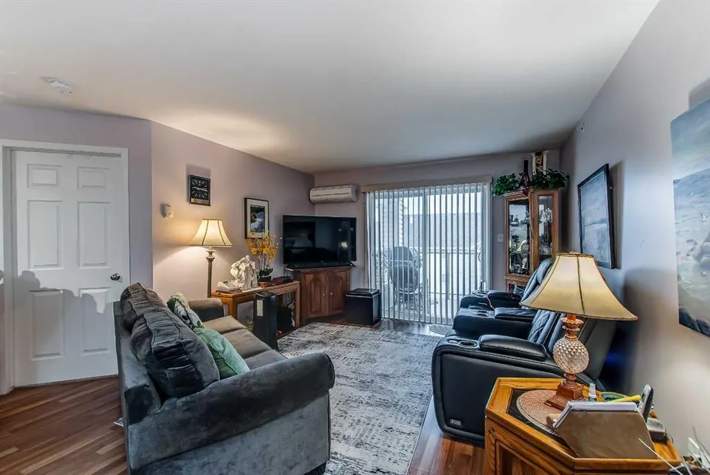 1648 Saamis Drive NW, #418